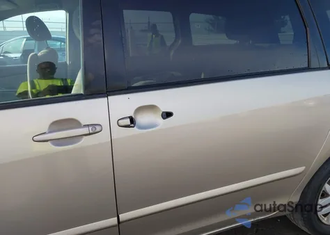 2006 Toyota Sienna Le из США, поврежденный, VIN 5TDZA23C96S423378